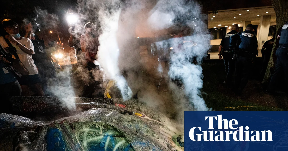 Featured image for Confederate statues toppled in protests to be reinstalled in Washington