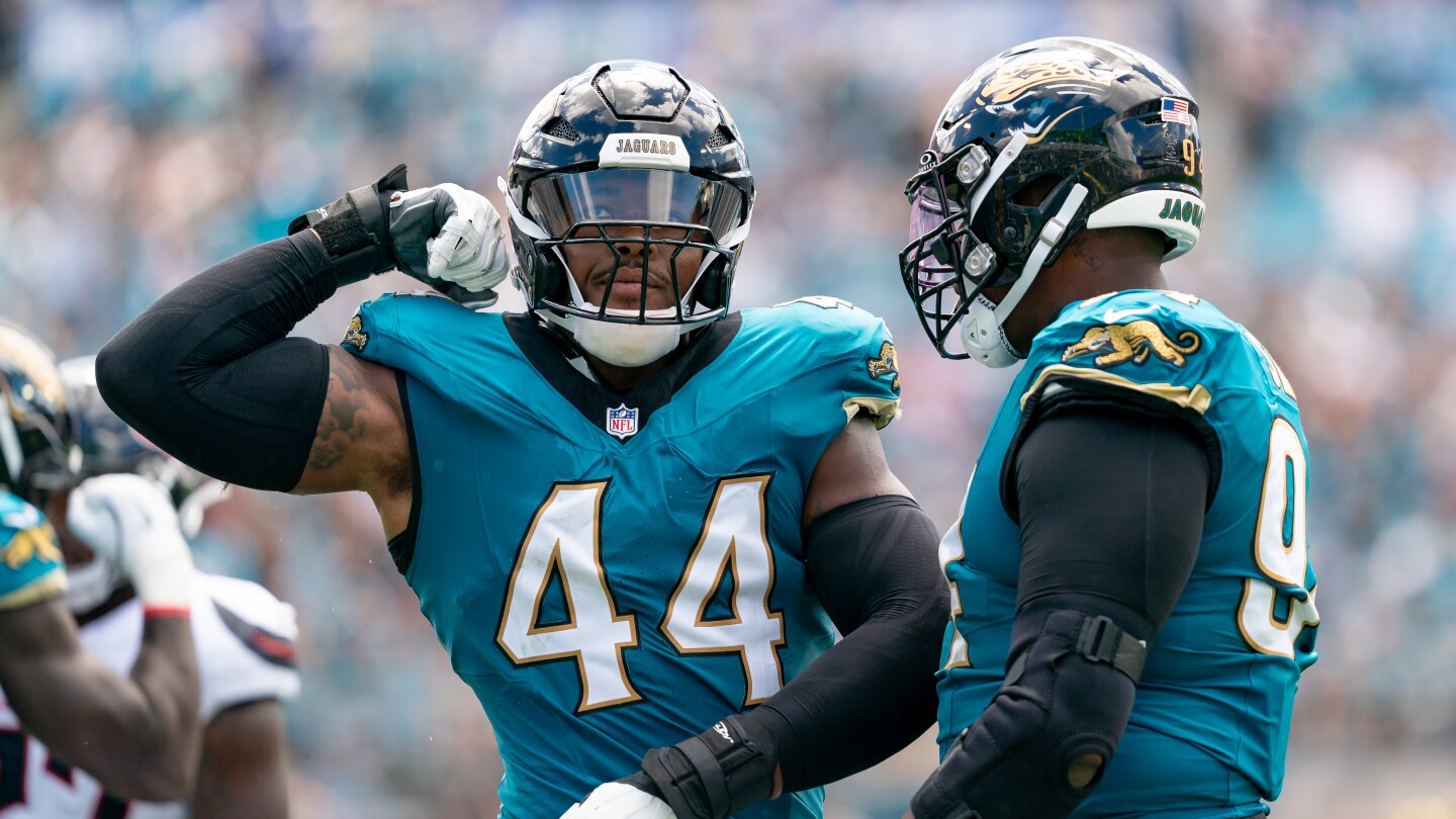 Featured image for Jaguars Defeat Texans 17-10 in a Gritty Showdown