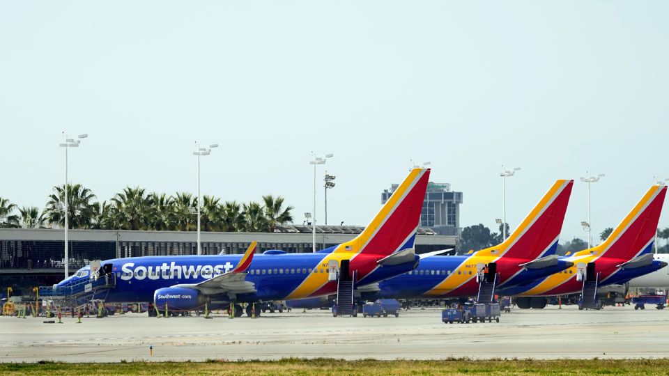 Lawsuit alleges Southwest Airlines suspected white mother of trafficking Black daughter