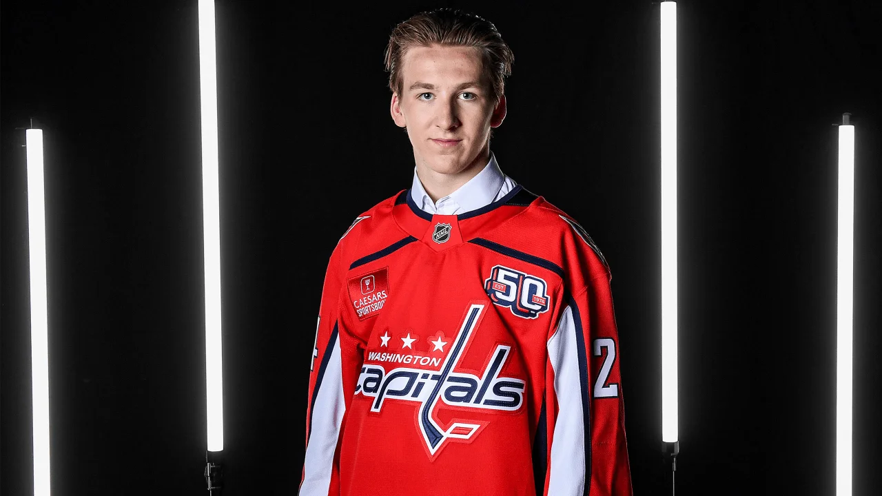Capitals sign Hutson to three-year entry-level deal, eye NHL debut vs Senators
