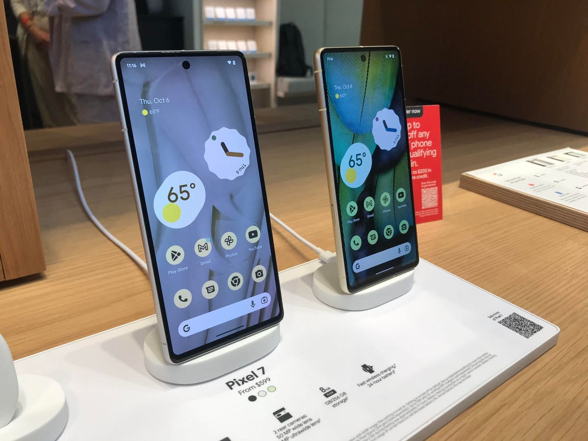 "Google Pixel 8 Pro Unveils Surprise Design, FCC Listing Hints at Launch"