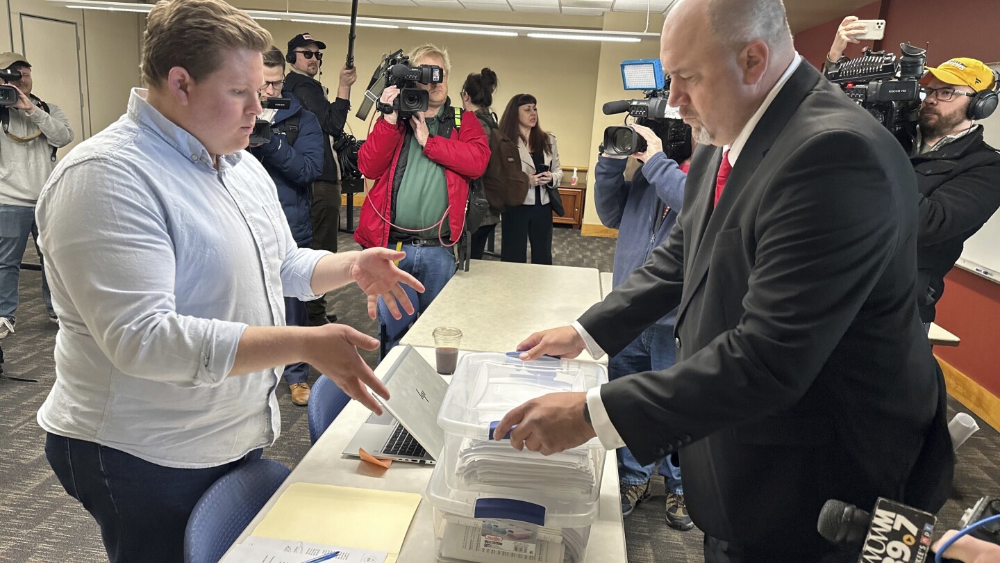 "Recall Effort Against Wisconsin GOP Leader Robin Vos Falls Short of Signatures"