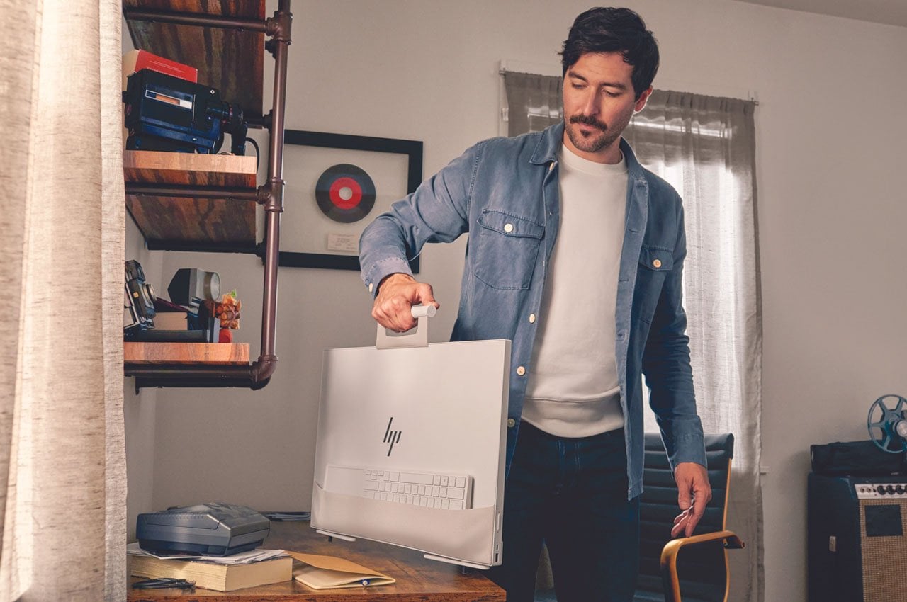 Featured image for "HP Envy Move: The Ultimate Laptop Replacement"