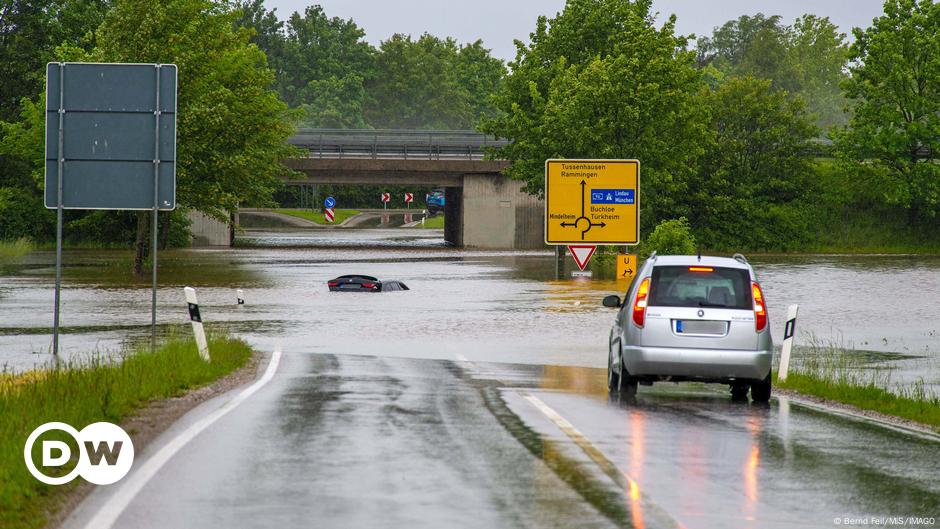 "Severe Flooding Paralyzes Southern Germany and Italy"