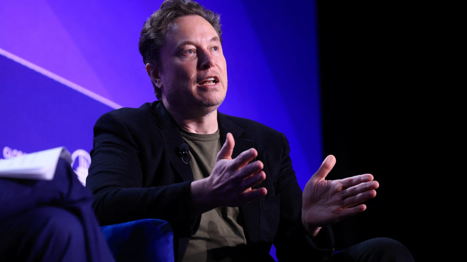 Proxy Firm Urges Tesla Shareholders to Reject Musk's $56B Pay Package