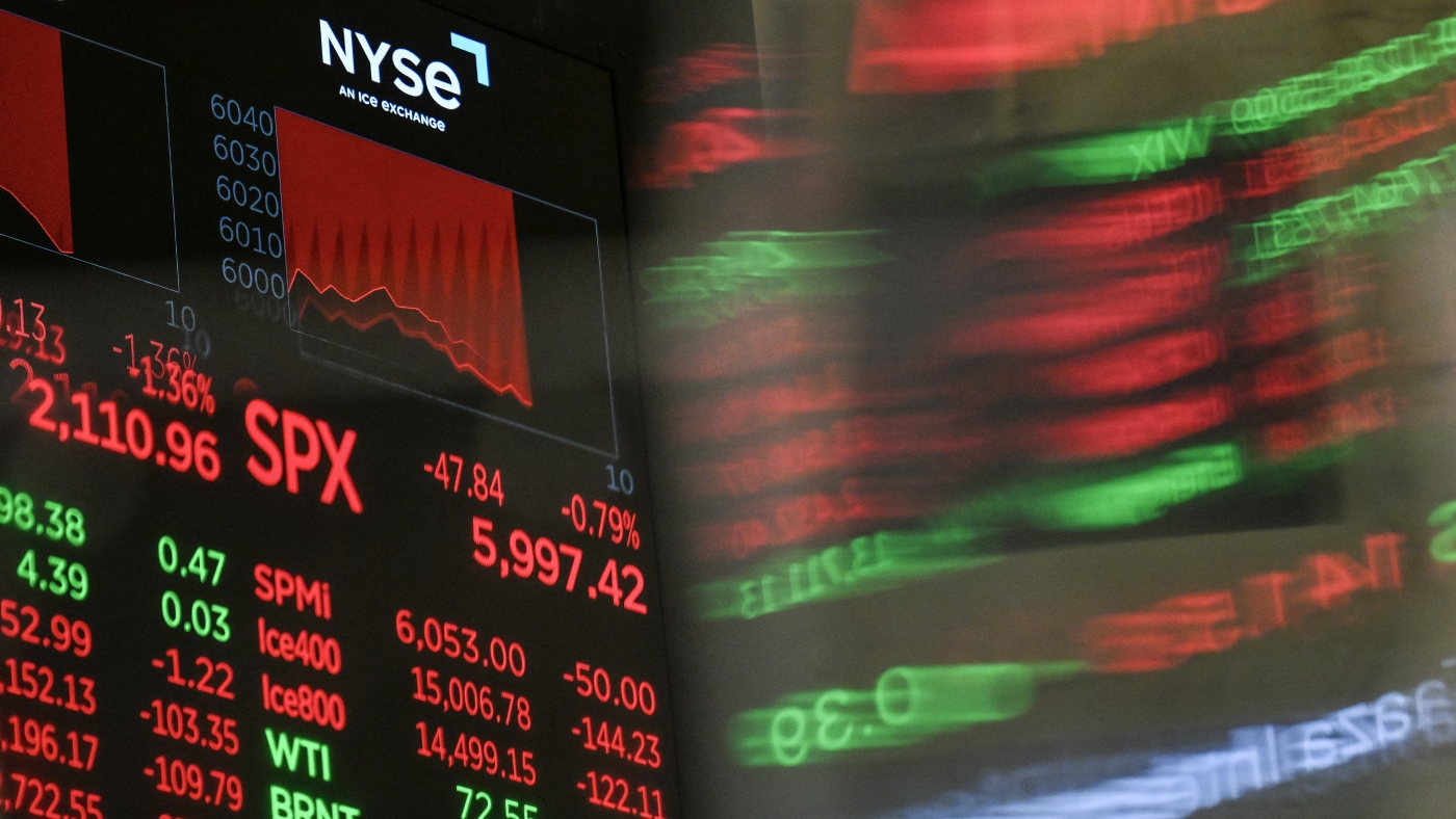 Featured image for Bipartisan Effort Unveiled to Ban Stock Trading by Lawmakers