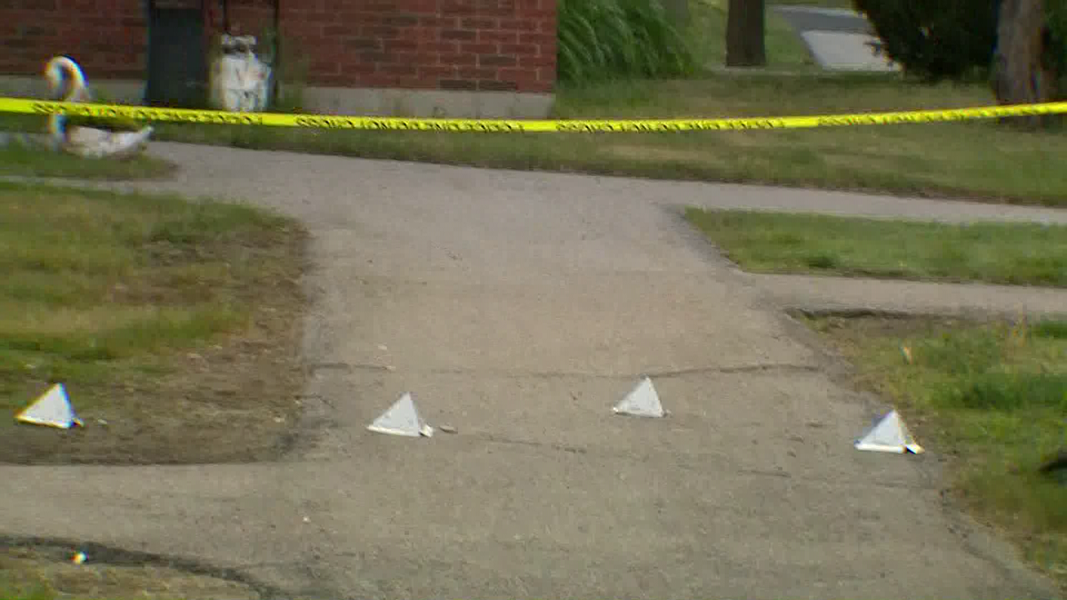 Police fatally shoot armed man in Manchester, NH.