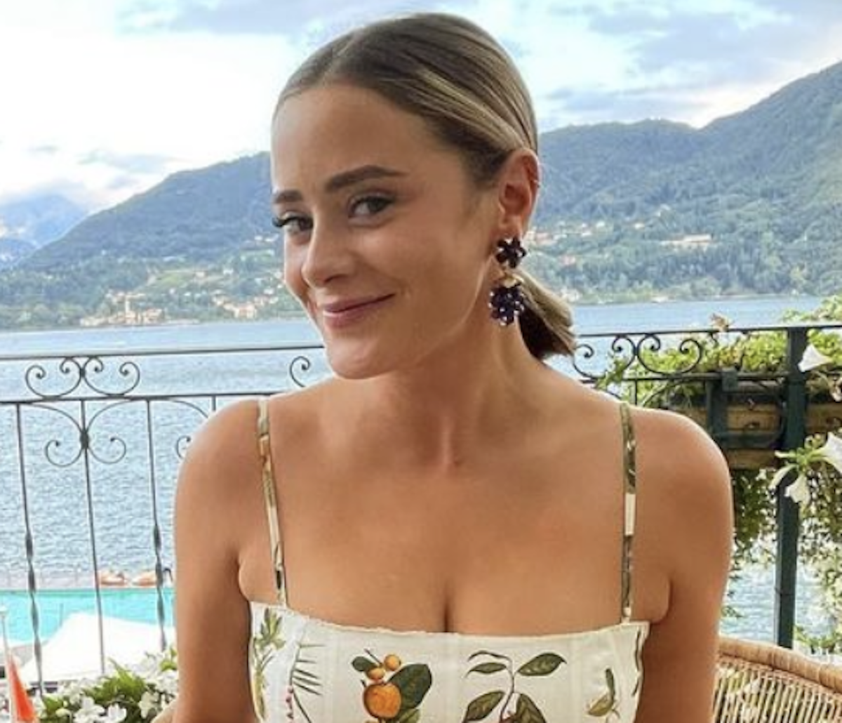 Featured image for "Naomi Biden's Stunning Beauty Shines in Bathing Suit"