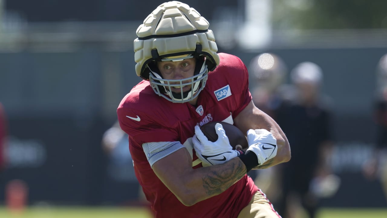 "2023 Fantasy Football: Risky Players, Team Names, Mock Drafts, Rankings, and Auction Strategies"