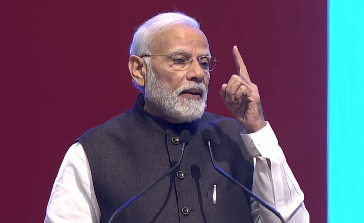 "Modi and Egypt's President Discuss Israel-Hamas War, Call for Caution"