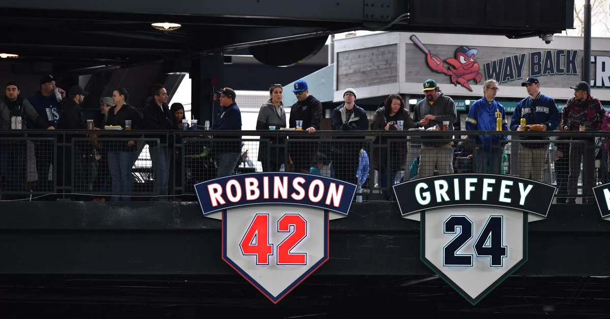 Mariners Honor Jackie Robinson and Secure Win Against Rockies.