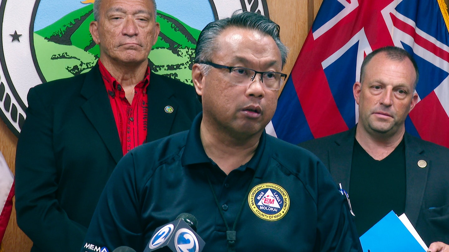 Maui's Emergency Chief Resigns Amid Wildfire Criticism