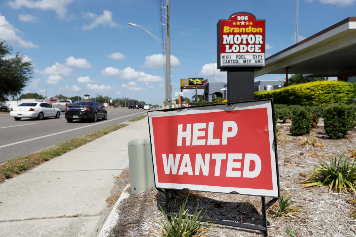 "US Job Openings Plunge to Two-Year Low, Signaling Cooling Employment Market"