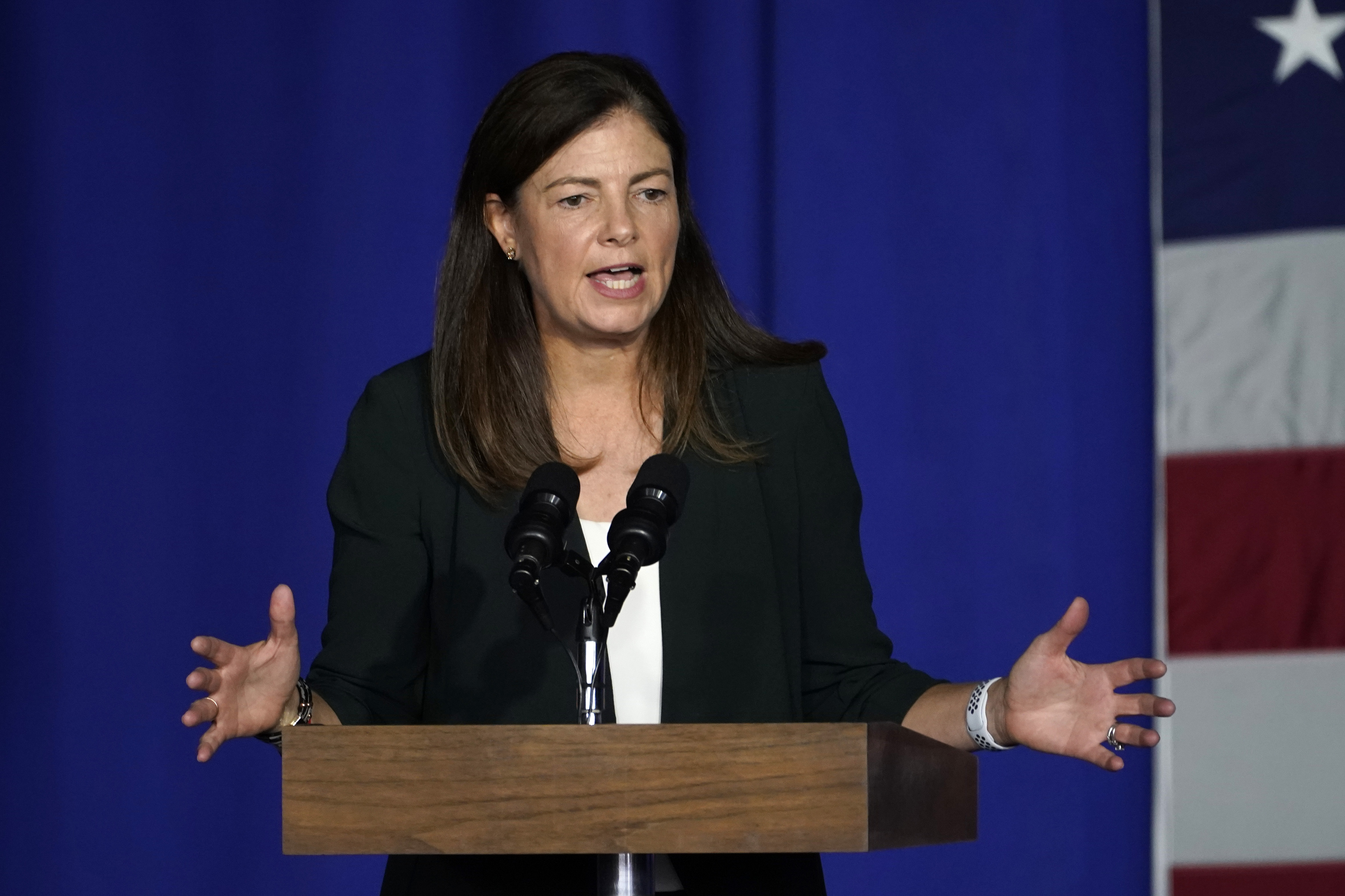 Kelly Ayotte Enters Race for New Hampshire Governor