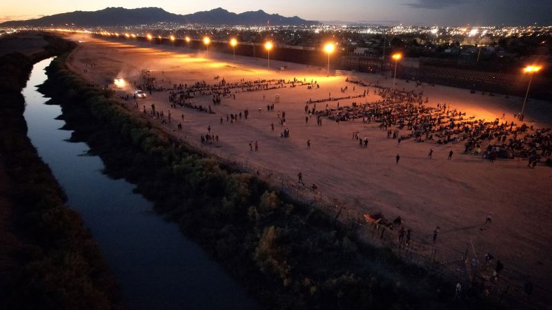 Mexico and US Collaborate to Deport Migrants Amid Border Crisis