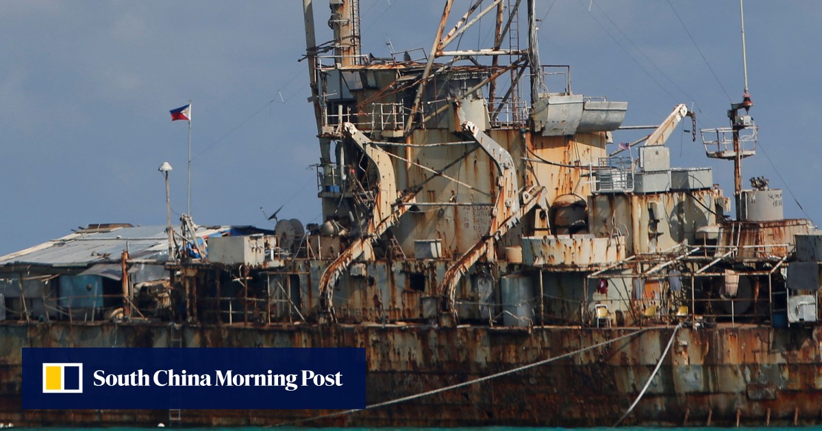 Philippines Defiantly Resupplies South China Sea Ship Despite Beijing's Block