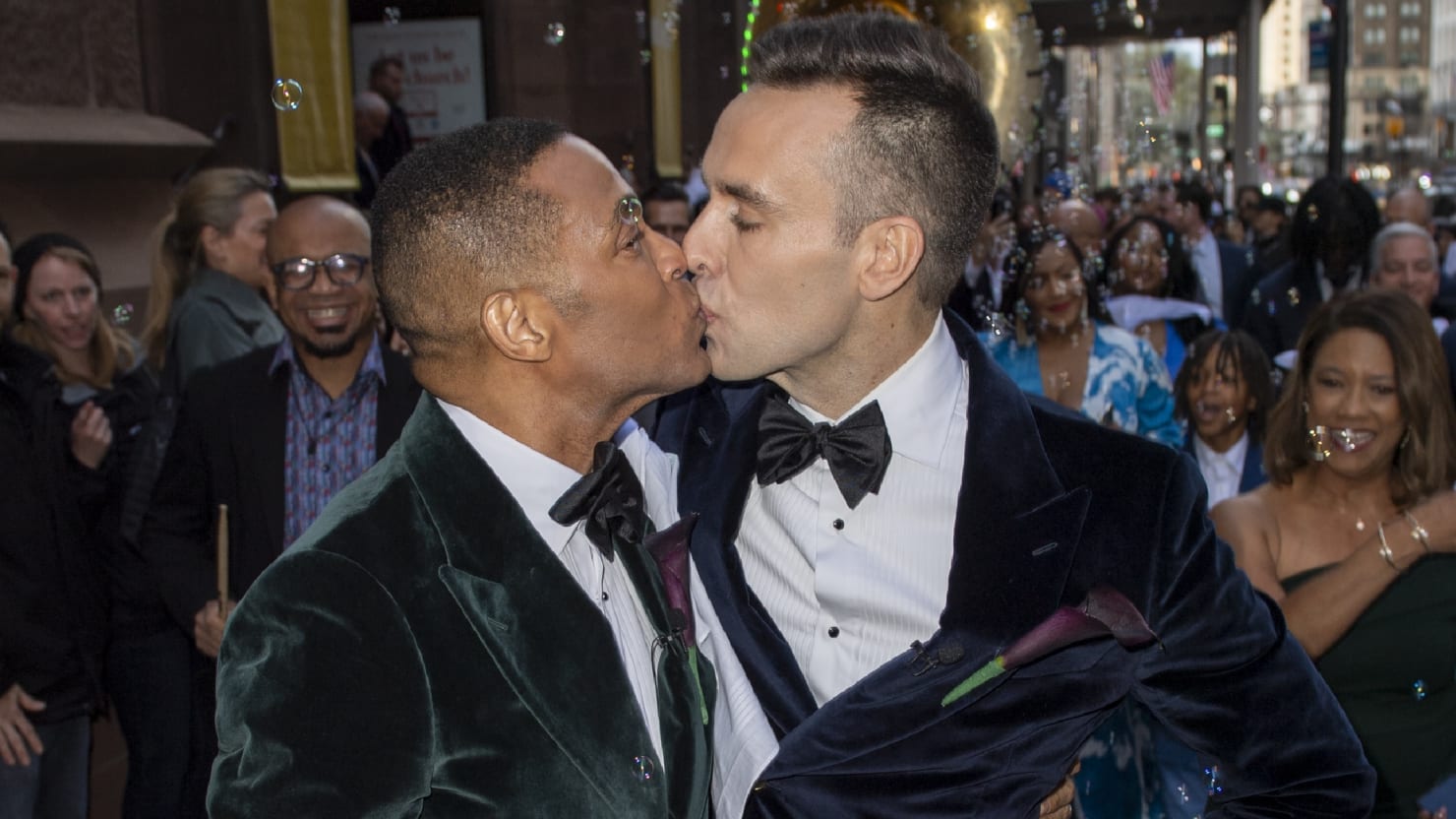 Featured image for "CNN's Don Lemon Ties the Knot with Tim Malone in Stylish NYC Wedding"