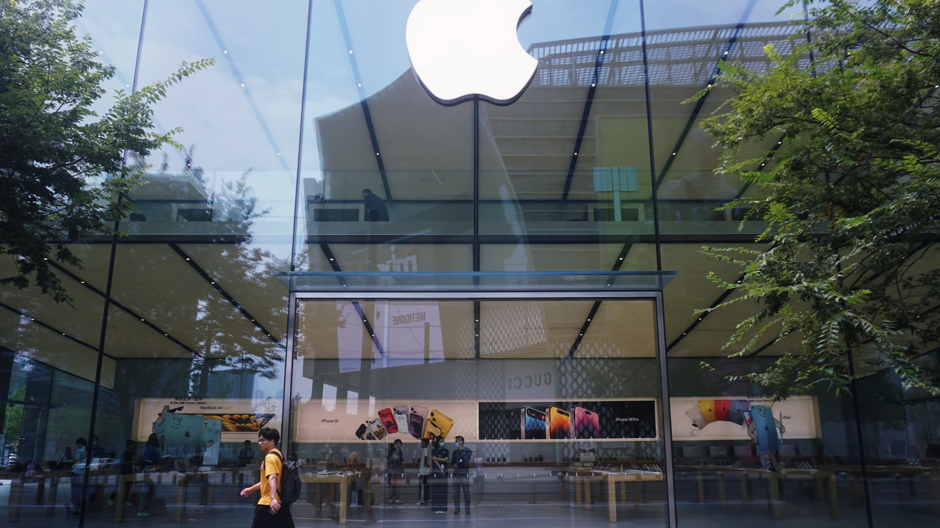 Analysts predict Apple's foldable iPhone could revolutionize the market in 2026
