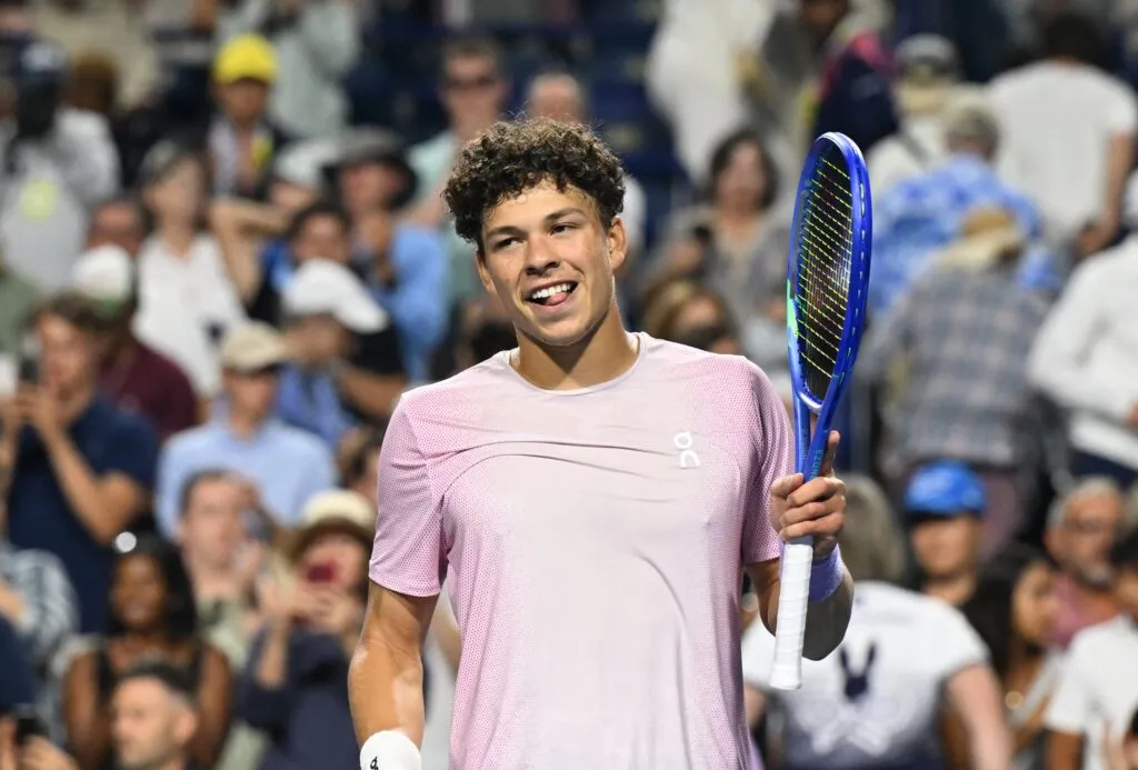 Featured image for Ben Shelton Celebrates Toronto Victory and Milestone Amid Emotional Support