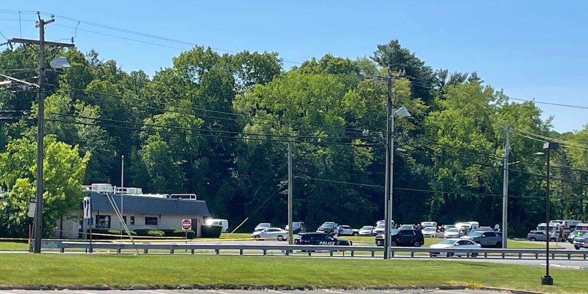 Featured image for Newington Gun Store Burglary Results in Stolen Guns and Currency