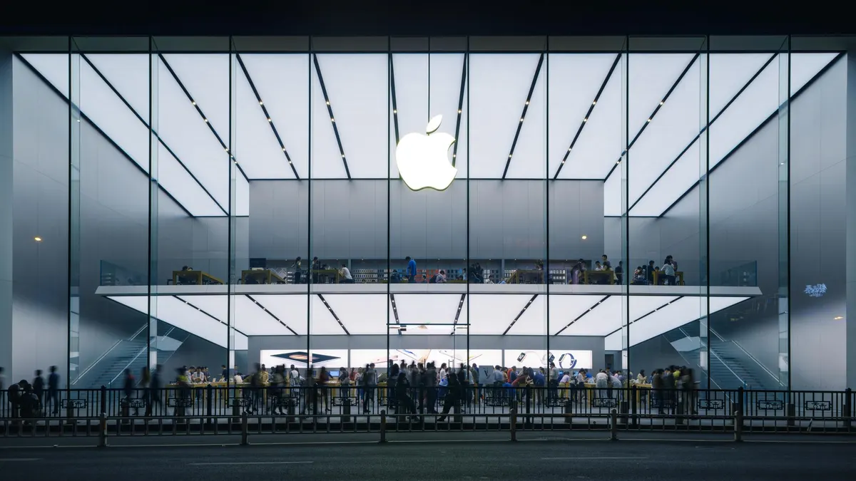 "Apple's iPhone 15 Pro Design Surprise and Serious Warning: The Missing iFold"