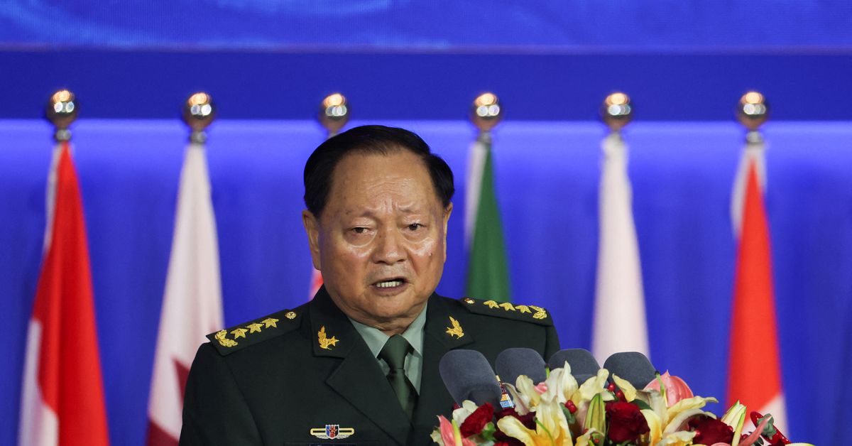 "China and Russia Unite Against US at Military Forum"