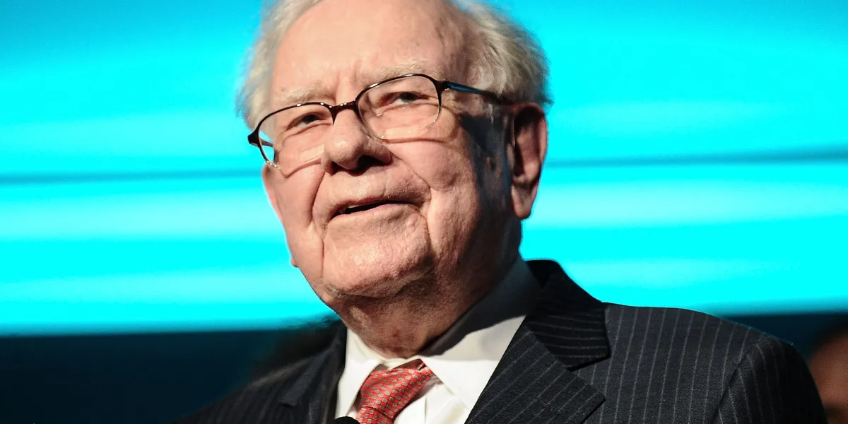 Warren Buffett's Views on Bitcoin, Banks, and Succession