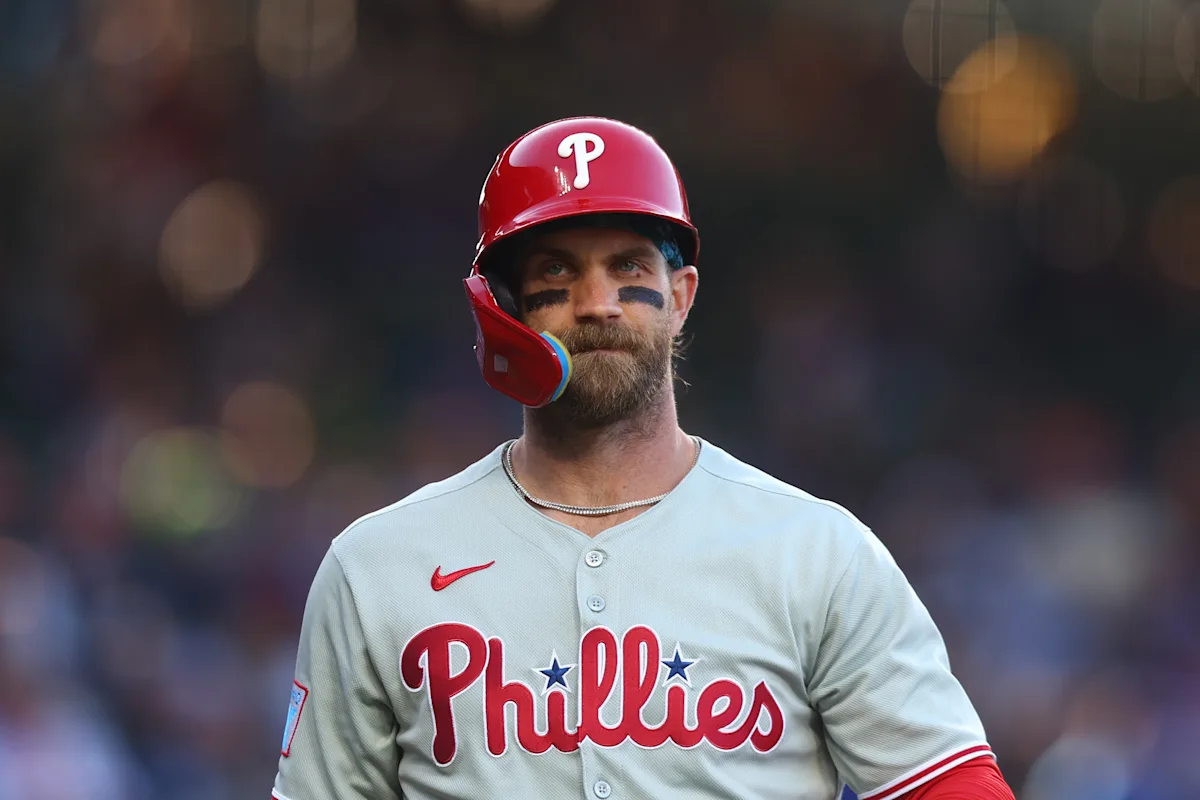 Featured image for Bryce Harper Leaves Game After HBP with Bruised Elbow, X-Rays Negative