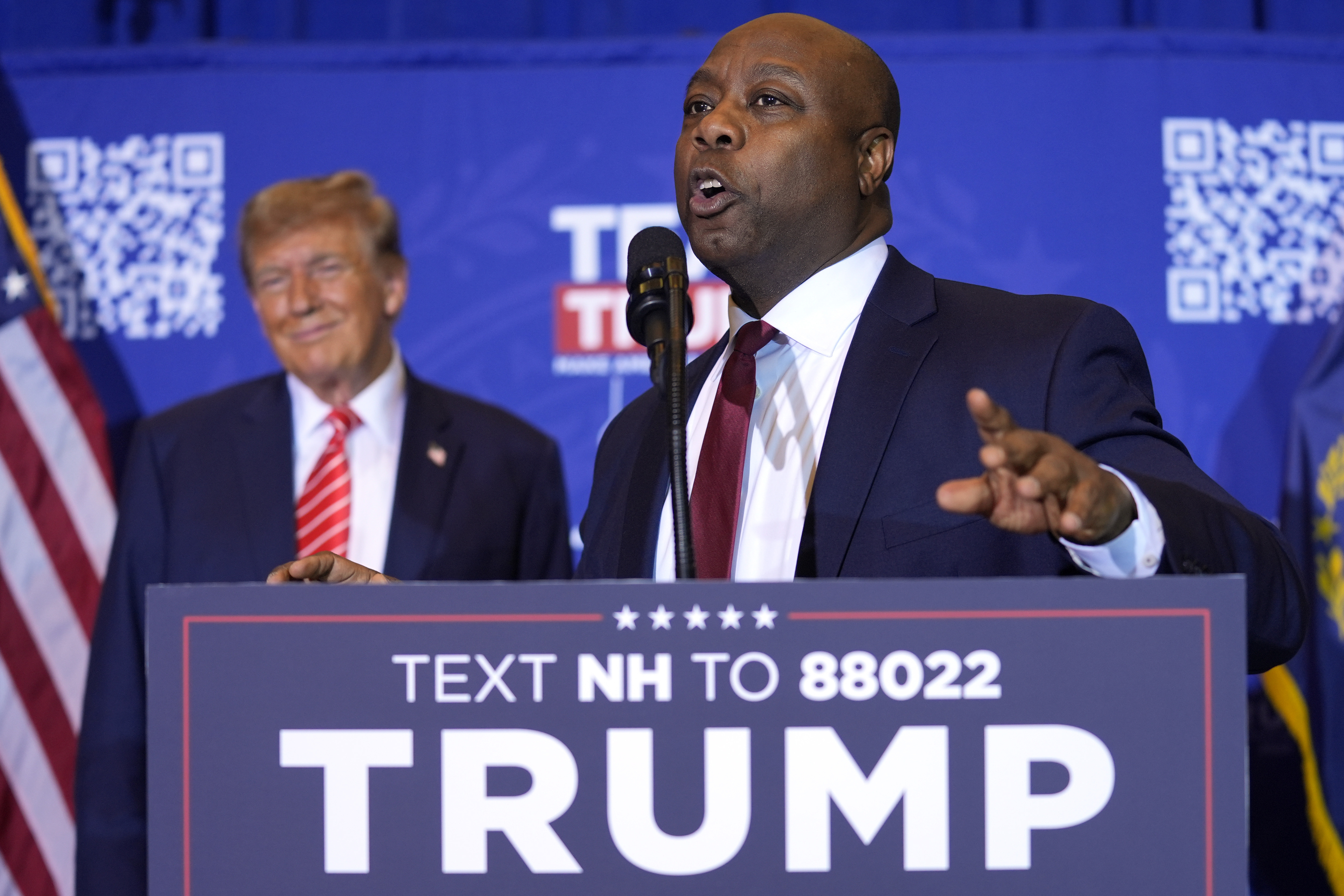 "Tim Scott Endorses Donald Trump for 2024 Presidential Election, Shakes Up GOP Dynamics"