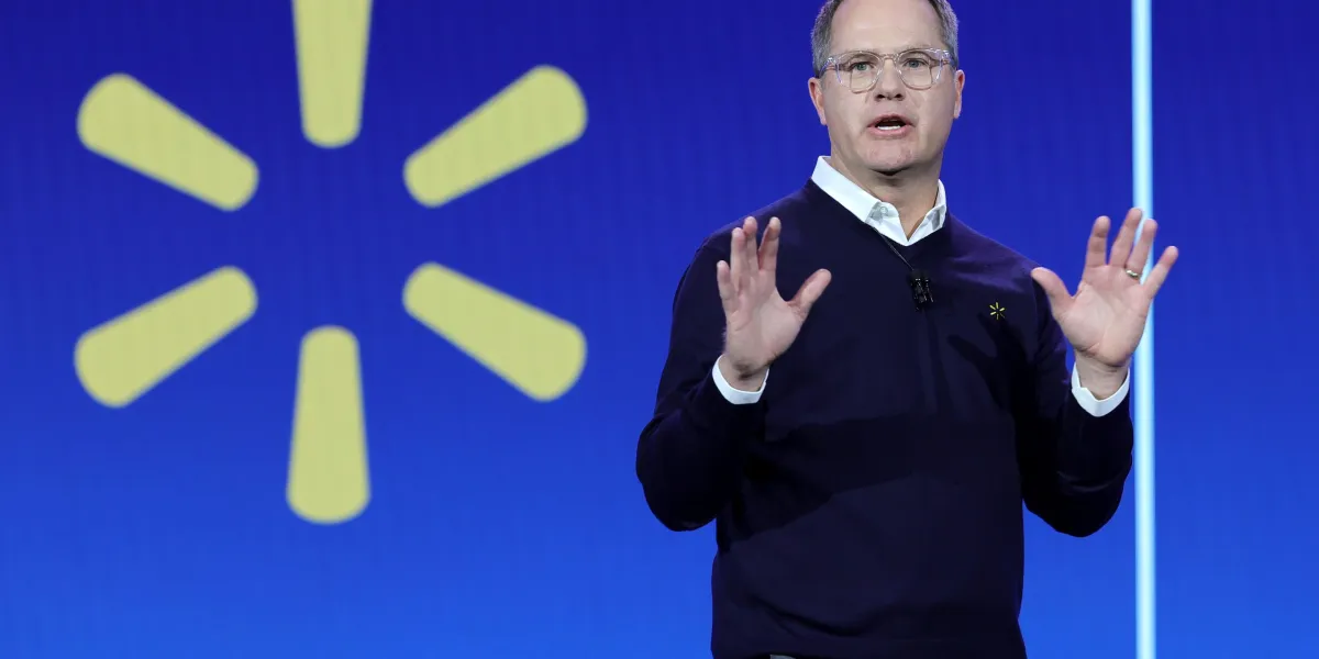Walmart Plans to Keep Workforce Flat Despite AI-Driven Job Changes