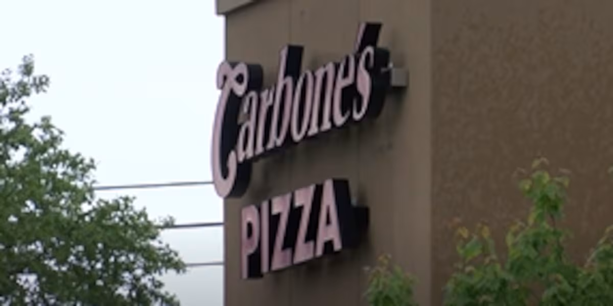 Featured image for Carbone's Pizza Closes Rochester Location Permanently
