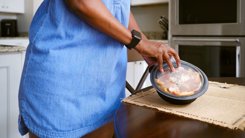 Featured image for Microplastics Contaminate Everyday Food and Drink, Experts Warn