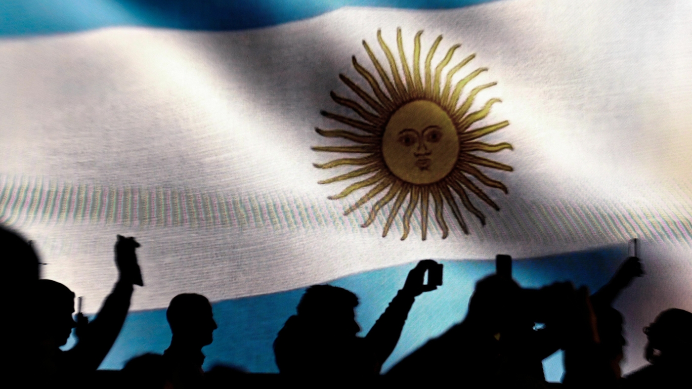 Argentina's Presidential Election: A Showdown Between the Establishment and a Libertarian Outsider