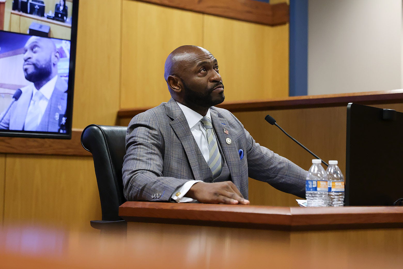 "Fani Willis Hearing: Struggles to Dent Trump Prosecutor's Credibility"