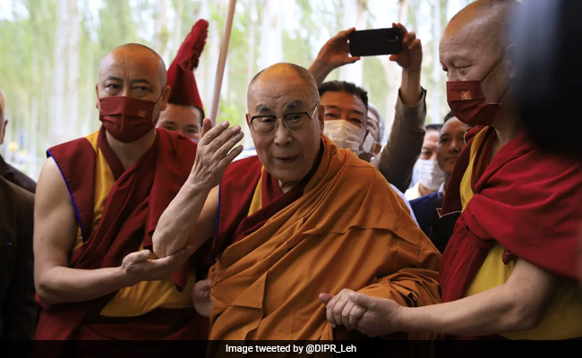 Dalai Lama Apologizes for "Suck My Tongue" Video with Child