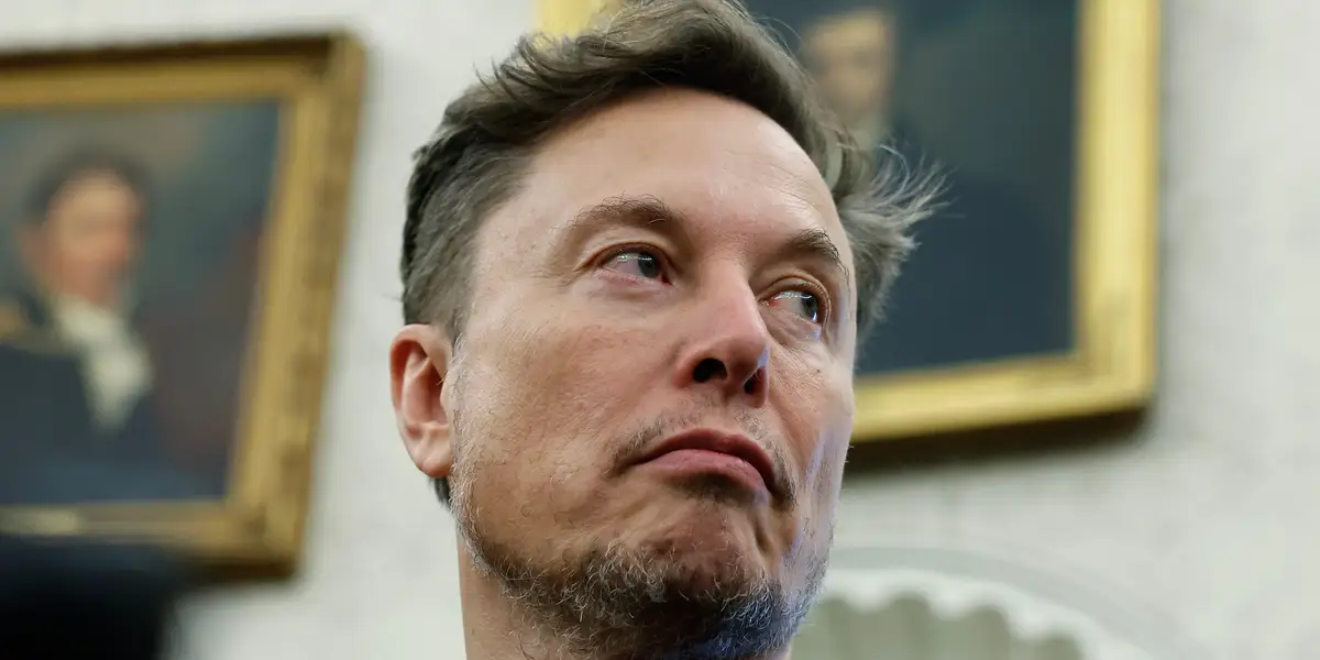 Elon Musk Threatens Legal Action Against Apple Over App Store Rankings