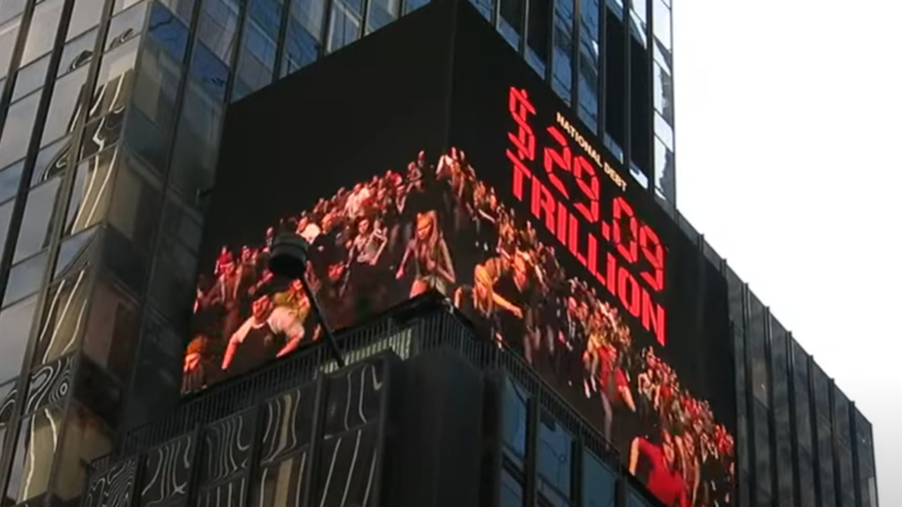 "Times Square Billboard Raises Alarm Over $34 Trillion National Debt Crisis"