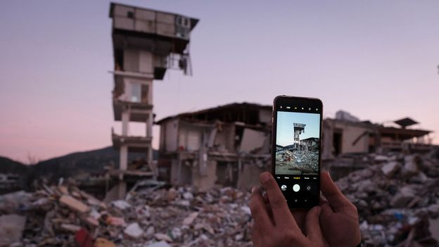 Featured image for New Technology Allows Phones to Detect Hundreds of Shallow Earthquakes in California