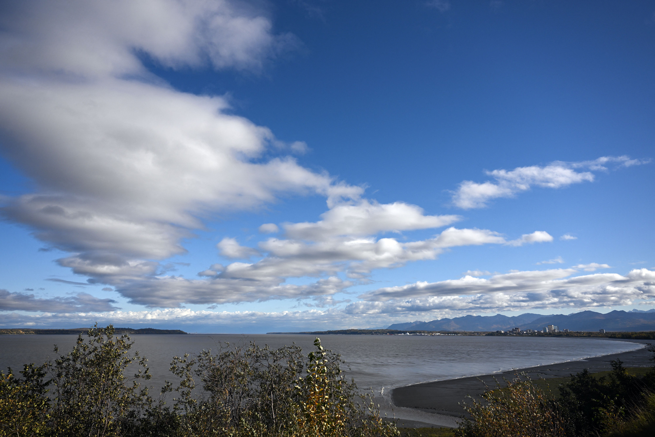 Featured image for Russian Lawmaker's Nuclear Threats Escalate Amidst Ukraine Conflict