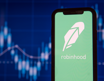 Featured image for Massachusetts Supreme Court Delivers Major Win for Main Street Investors in Robinhood Case