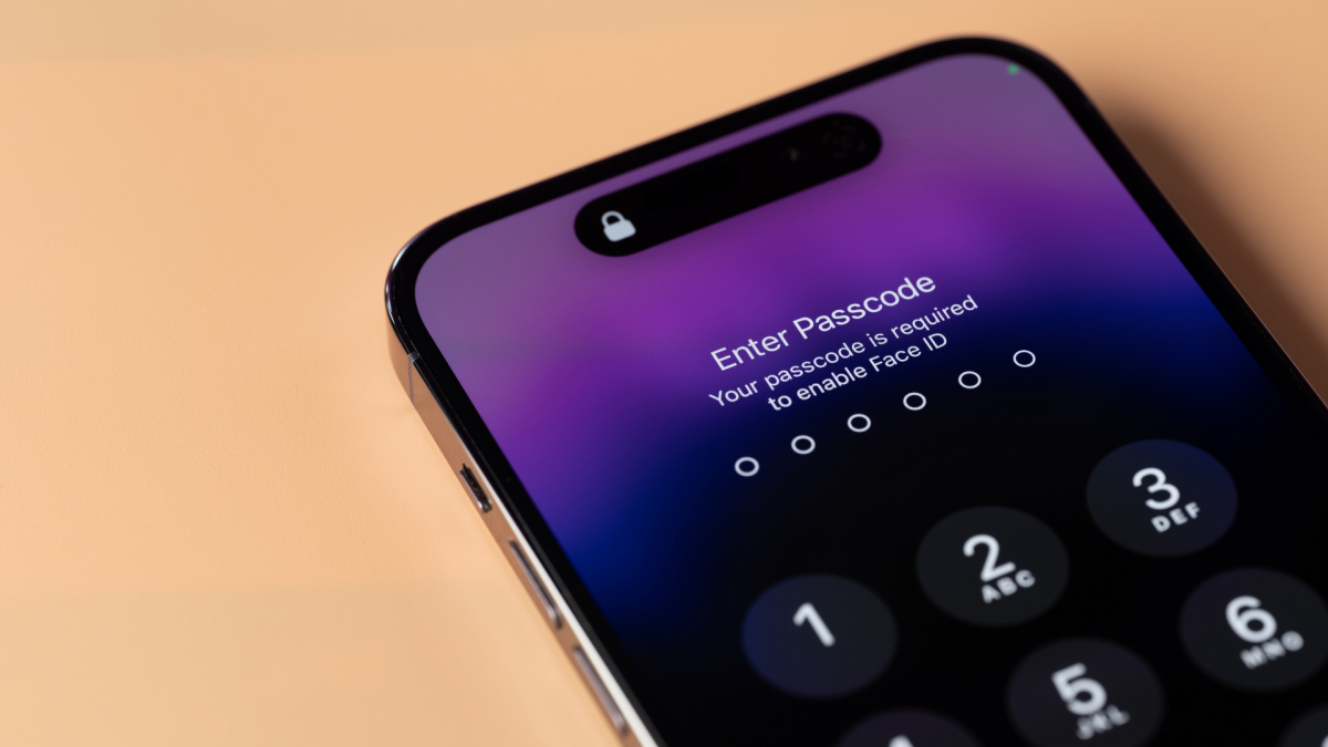 Apple's iOS 17.3 Update Introduces Stolen Device Protection to Safeguard iPhones