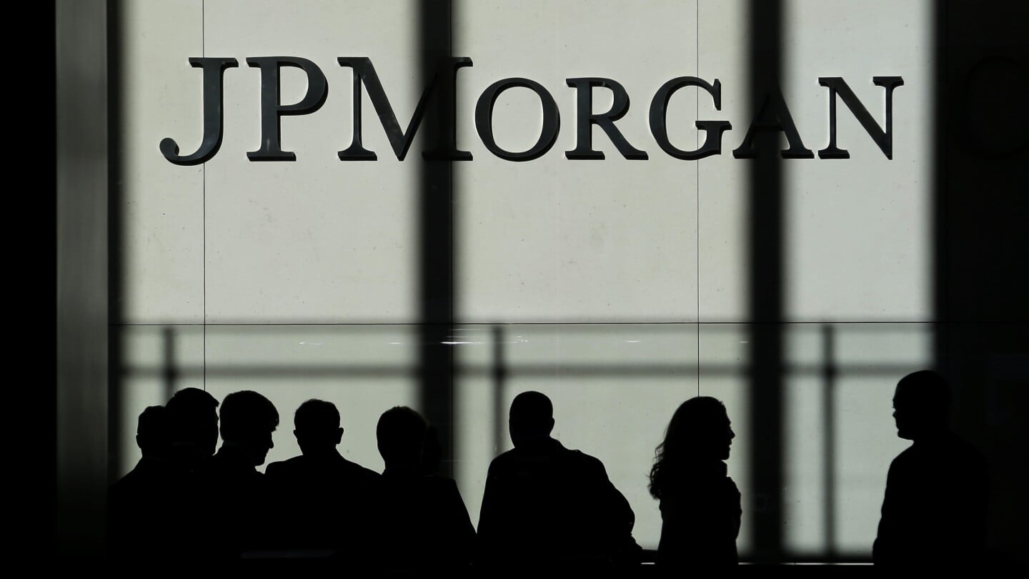Featured image for JPMorgan Fined $348 Million for Trade Monitoring Failures