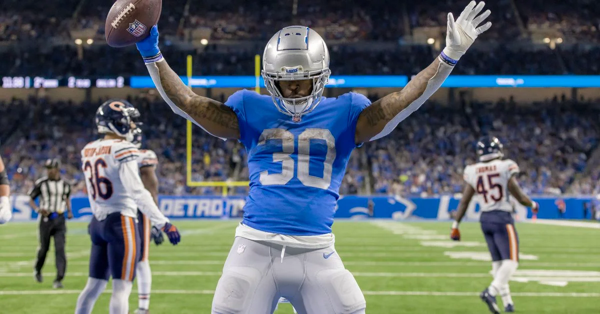 Jamaal Williams joins Saints on 3-year deal.