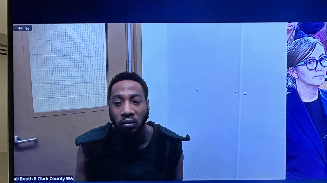 Featured image for Vancouver Mall Shooting: Suspect Wore 'Joker' Mask, Fired Point Blank