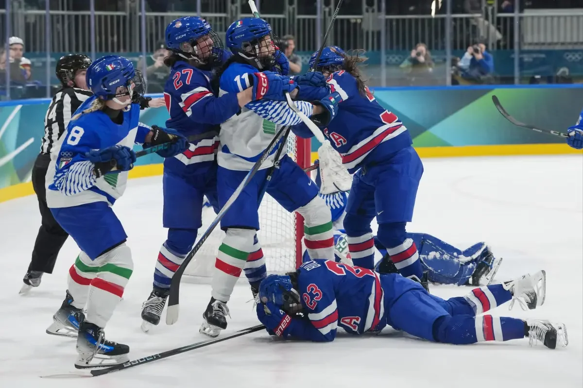 US women’s hockey coach blasts officiating after dominant Italy win