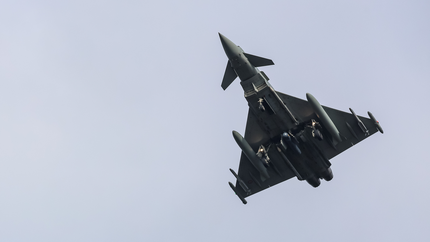 Featured image for "EU Faces Pressure to Strengthen Defense Financing Amid US Influence"