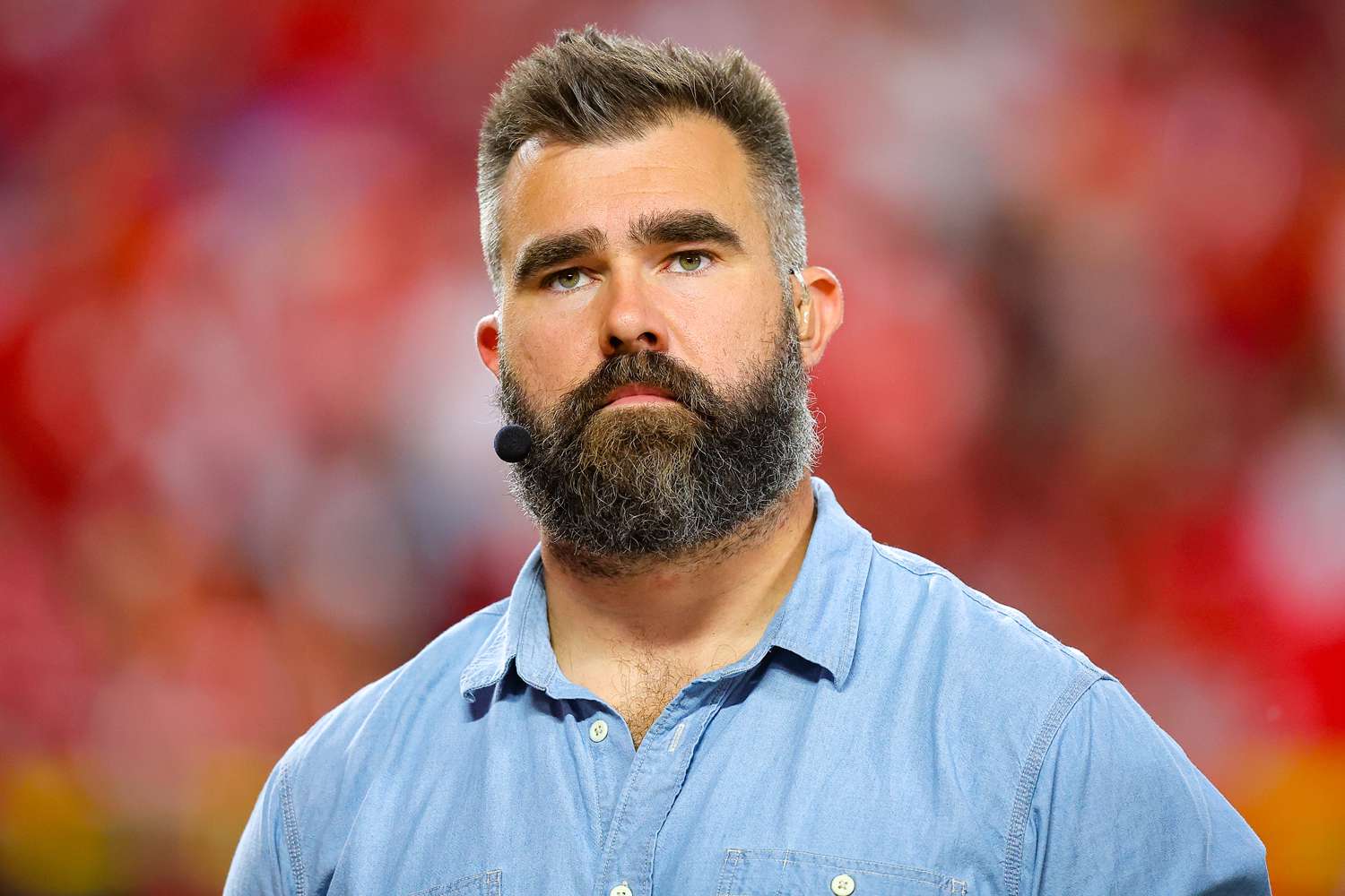 Featured image for Jason Kelce Apologizes for Confrontation Over Homophobic Slur Incident