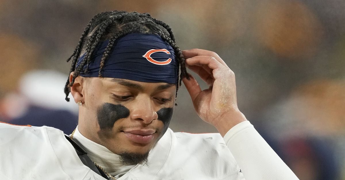 Featured image for "Justin Fields' Trade Prospects Shift Amid Evolving NFL FA Market"