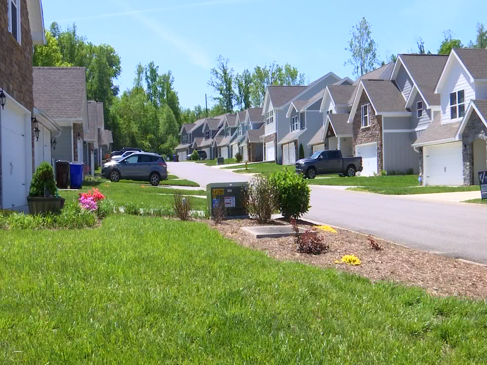 Knoxville's Housing Market: Buyer's or Seller's Market?