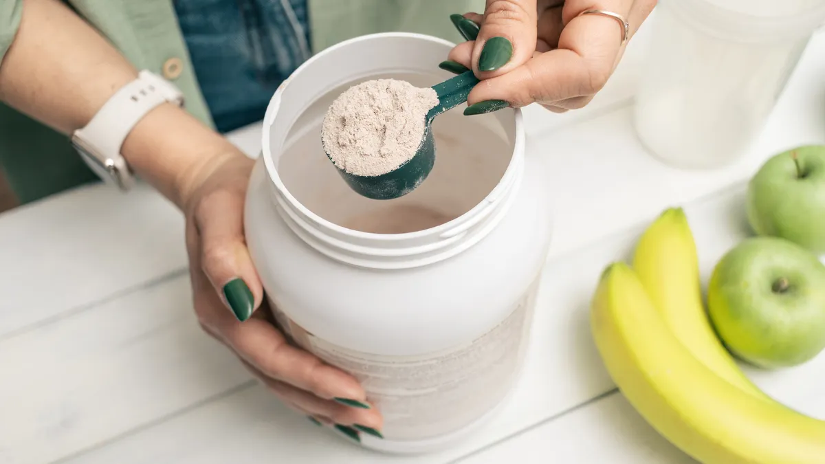 Unlocking Collagen: Anti-Aging Benefits and Expert Tips